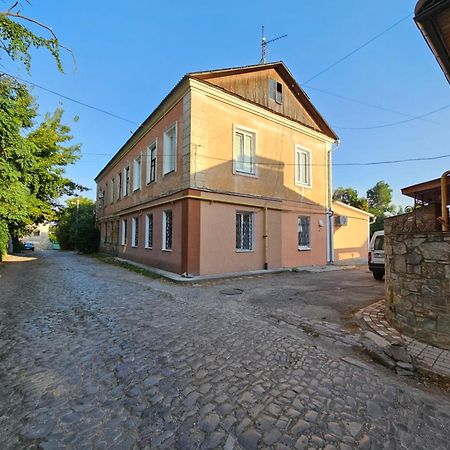 Petropavlivska apartment Kamjanets-Podilskyj Exteriör bild
