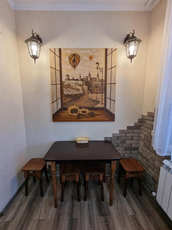 Petropavlivska apartment Kamjanets-Podilskyj Exteriör bild