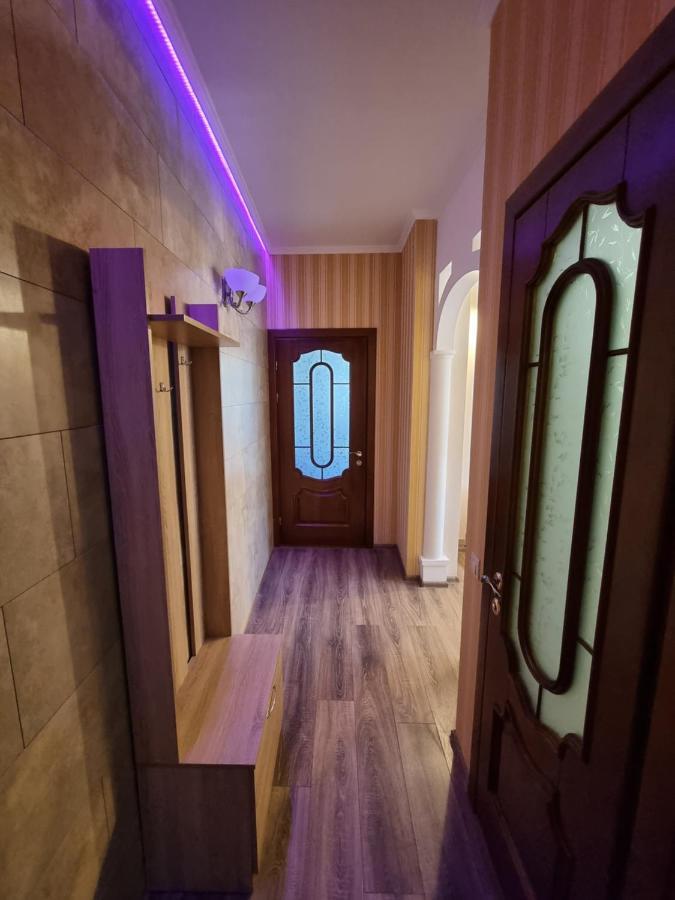 Petropavlivska apartment Kamjanets-Podilskyj Exteriör bild
