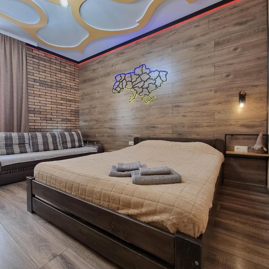 Petropavlivska apartment Kamjanets-Podilskyj Exteriör bild